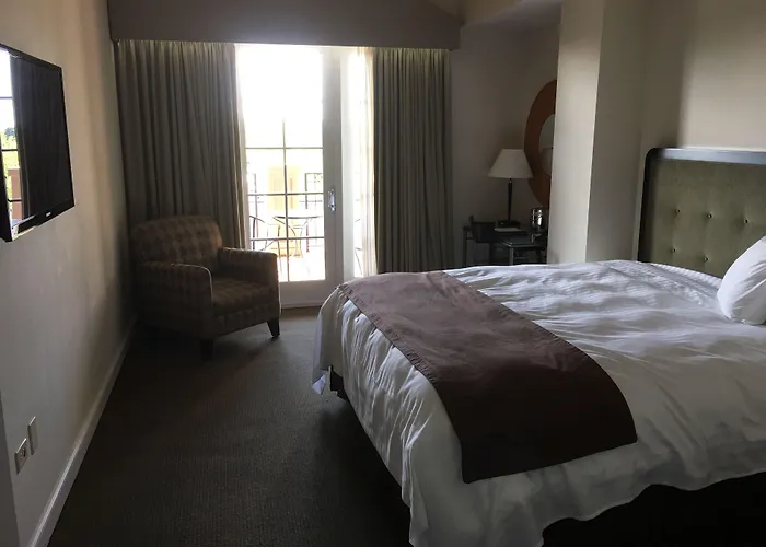The Glen Club 4*