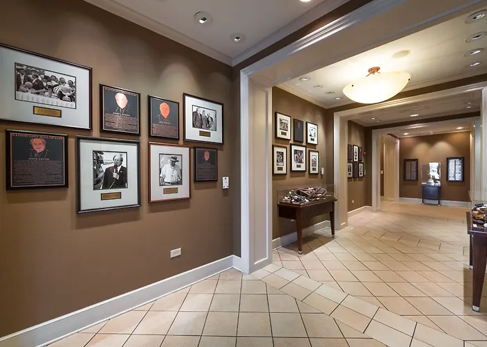 The Glen Club 4*