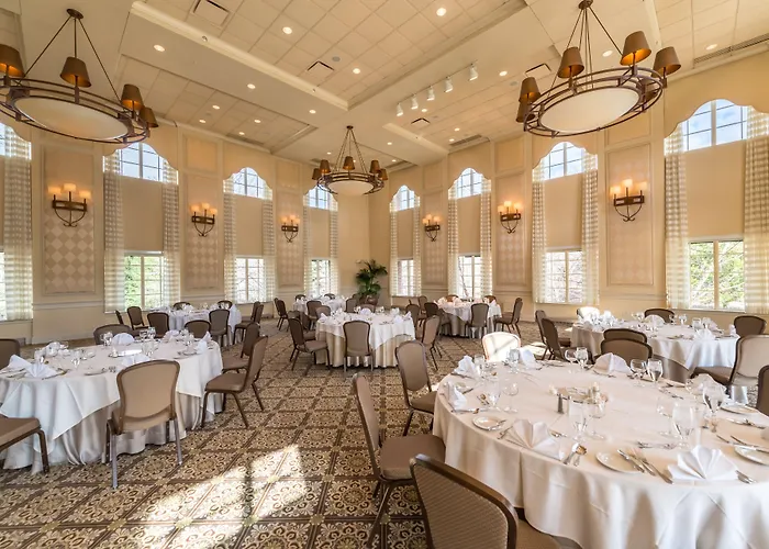 The Glen Club Hotel 4*