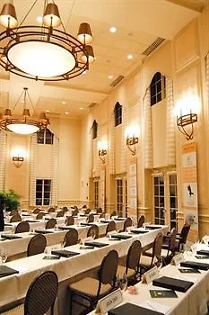 The Glen Club Hotel