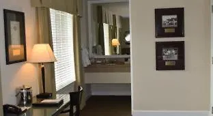 The Glen Club